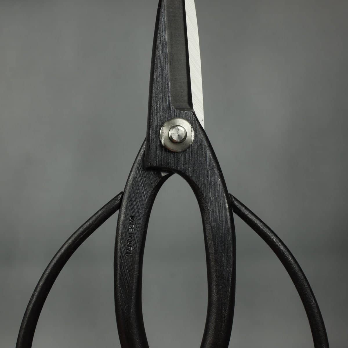 Kikuwa 180mm Aogami Steel Craftsman Professional Bonsai Scissors