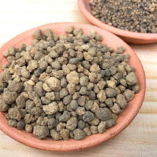 akadama bonsai soil