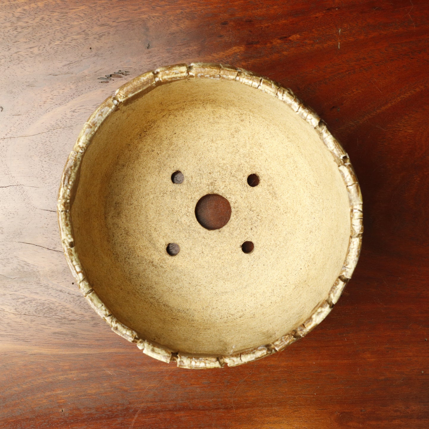 Denise Allen Round Crackle Edge Pot - USED
