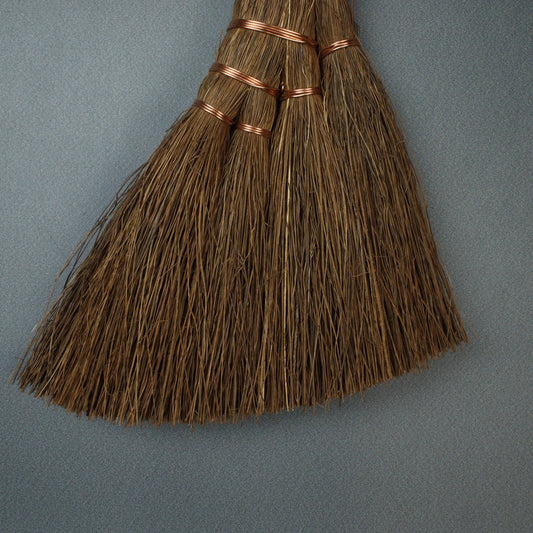 large bonsai brush brissles