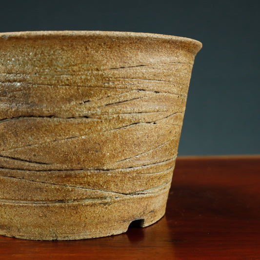 Round Semi-Cascade Pot - USED