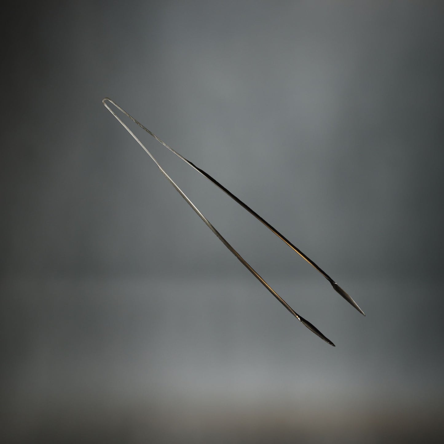 Kikuwa Defoliating Tweezers With Blades